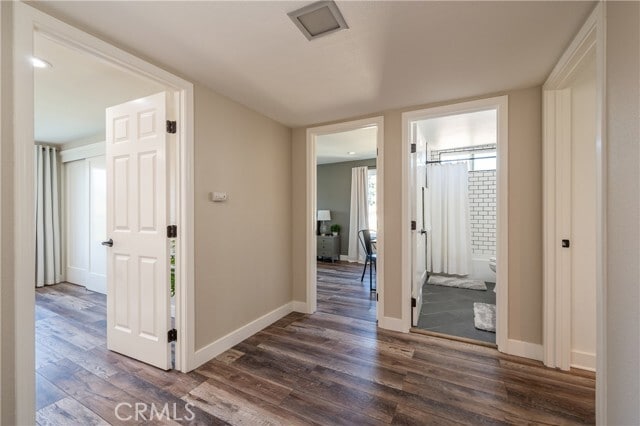 Building Photo - 409 W Sierra Dr