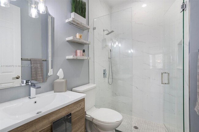 Building Photo - 11750 Bayfield Dr