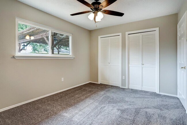 Building Photo - 3111 Oyster Cove Dr