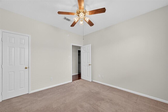 Building Photo - 3491 Cedar Prairie Dr