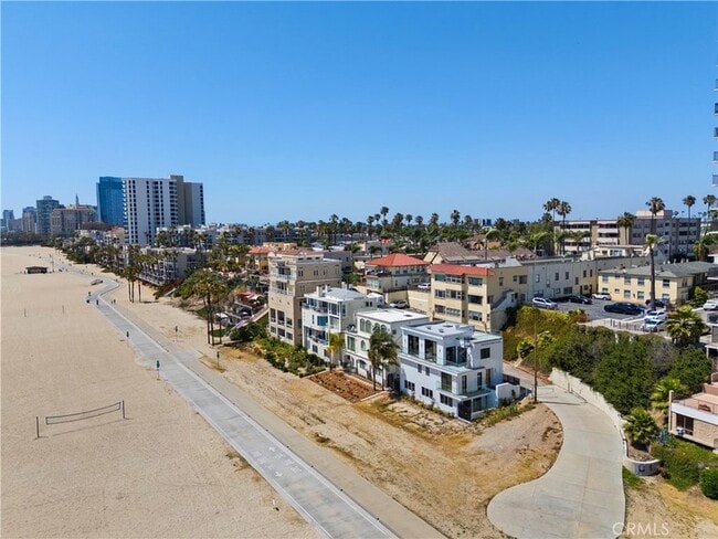Building Photo - 1724 Bluff Pl