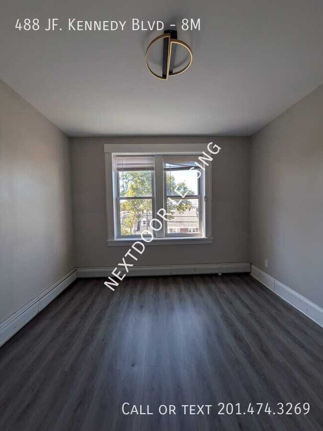 Building Photo - 488 John F. Kennedy Blvd