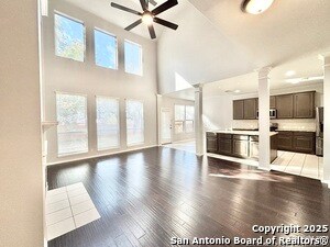 Building Photo - 1326 Delmont Ct