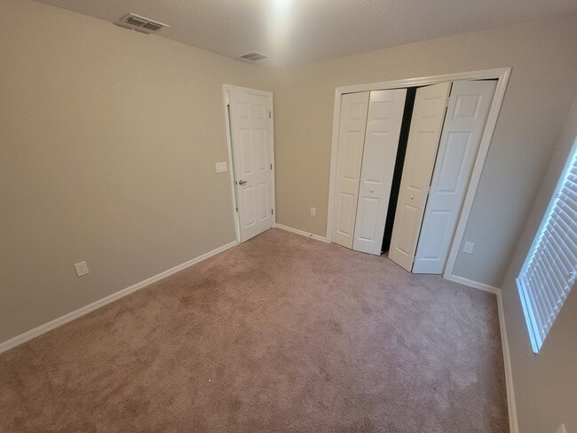 Building Photo - 4907 Summerfield Cir