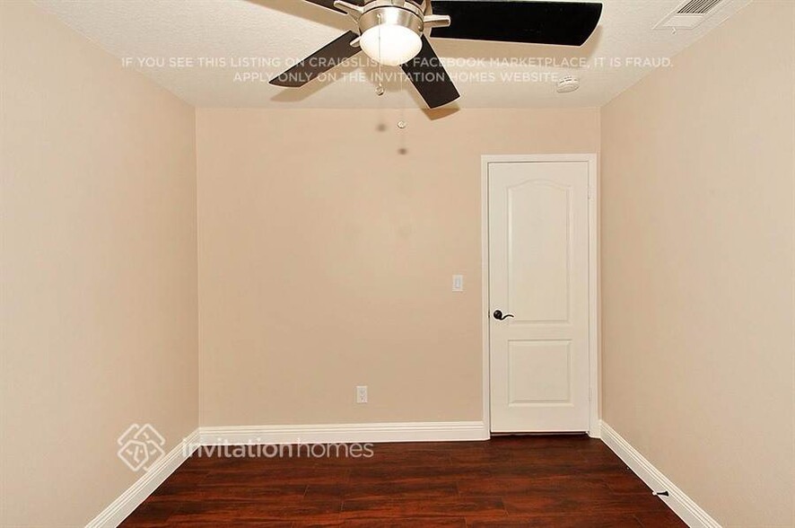 Building Photo - 2494 Muirfield Ave