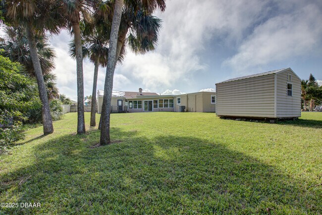 Building Photo - 131 Minerva Rd