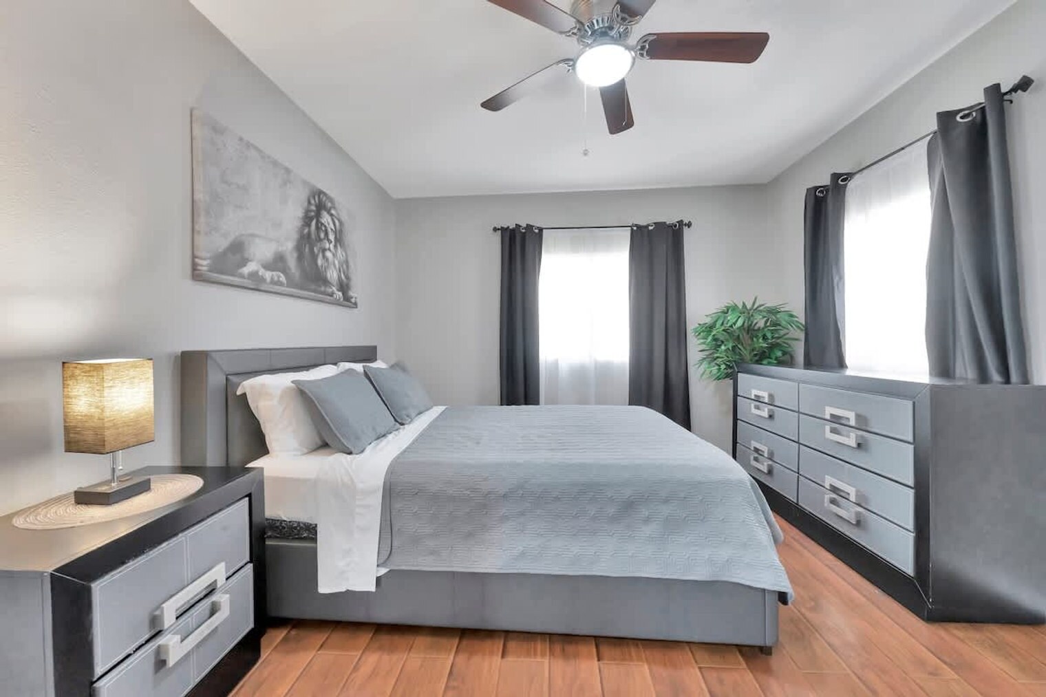 Building Photo - 1905 W St Louis St