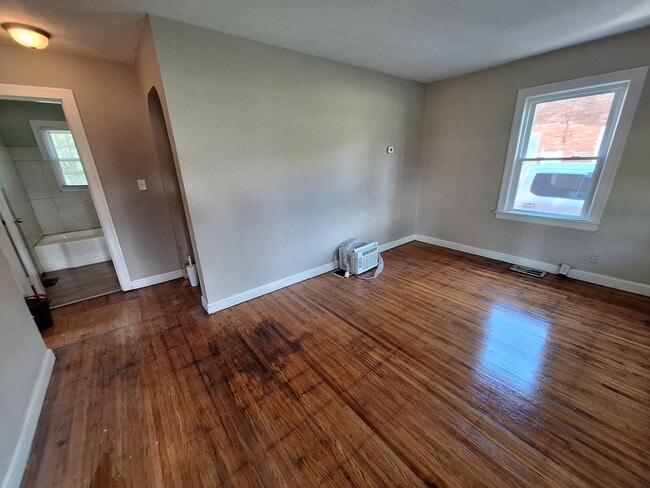 Building Photo - 1513 Aletha Dr