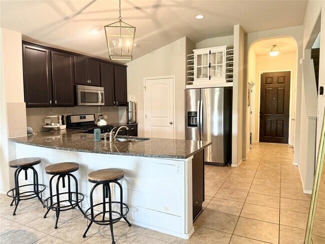 Building Photo - 408 Wincliff Dr
