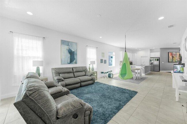 Building Photo - 5547 Del Coronado Dr