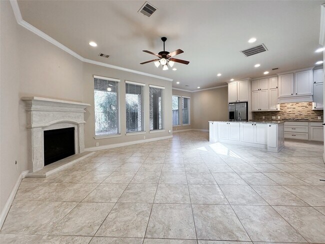 Building Photo - 23 Jonquil Pl