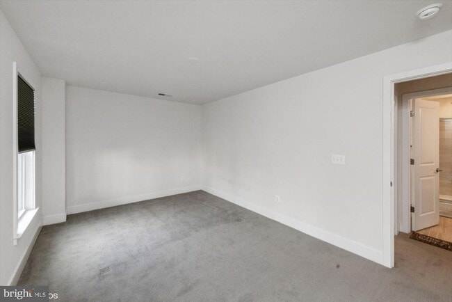 Building Photo - 25532 Byrnes Crossing Dr