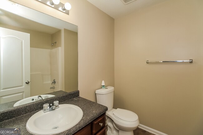 Building Photo - 2390 Bigwood Trail