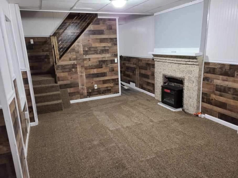 Building Photo - 1901 Beaver Rd