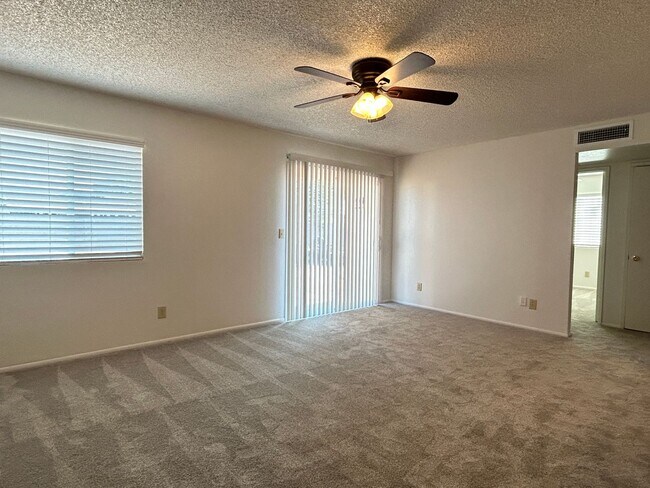 Building Photo - 3439 W Peppertree Ln
