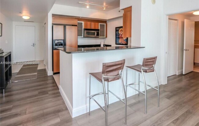 Building Photo - 335 S Biscayne Blvd