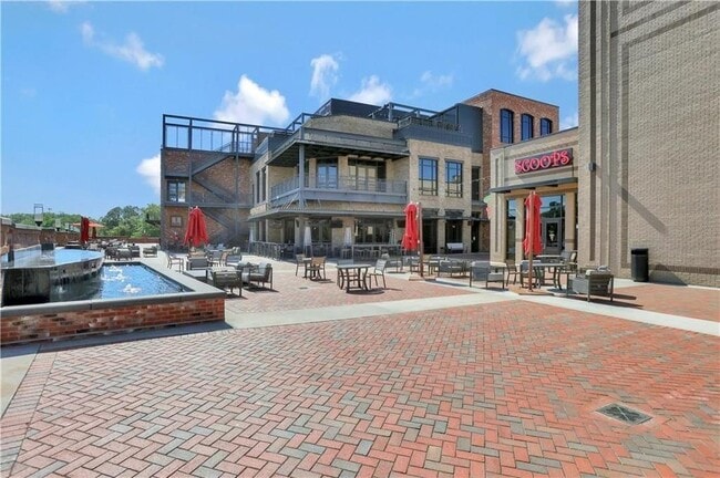 Building Photo - 1276 Ainsworth Alley