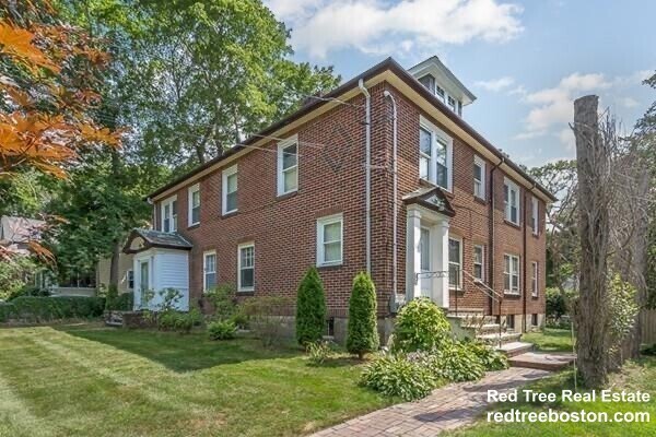 Building Photo - 118 Elgin St