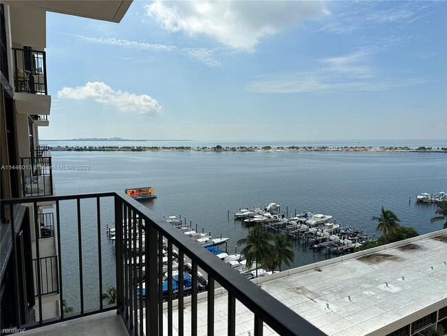 Building Photo - 2 br, 2 bath Condo - 1865 Brickell Ave Apt...