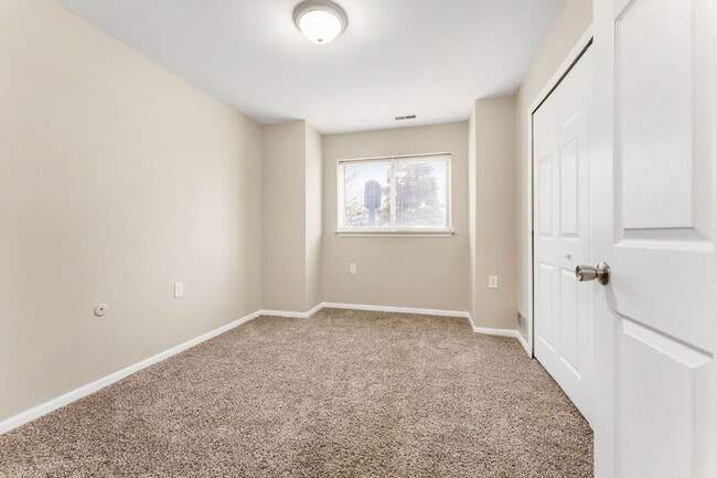 Building Photo - 3670 S John Hix Rd