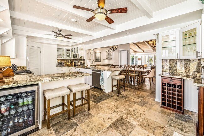 Building Photo - Fully Furnished Home in the Heart of Lanikai