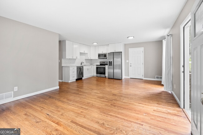 Building Photo - 2179 Beech Valley Dr