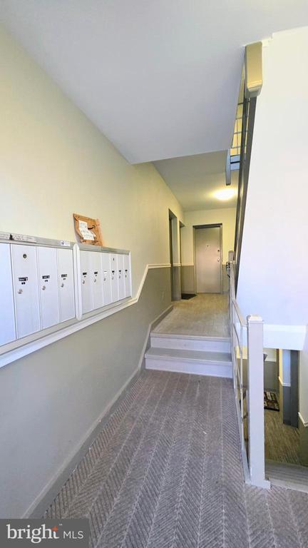 Building Photo - 10636 Montrose Ave