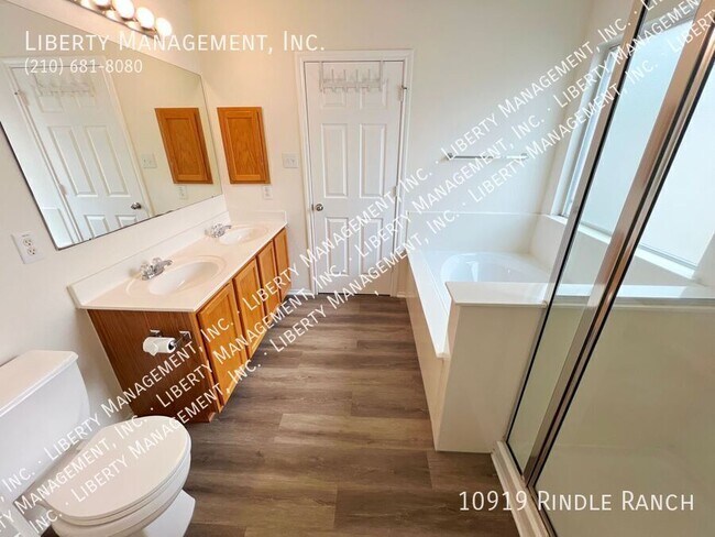 Building Photo - 10919 Rindle Ranch