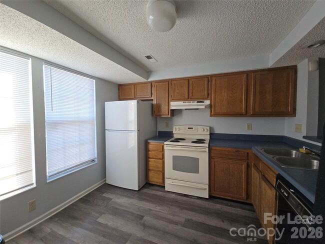 Building Photo - 5115 Fair Wind Ln