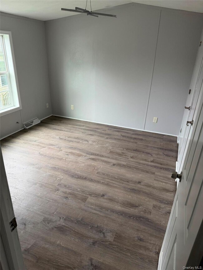 Building Photo - 5195 NY-52