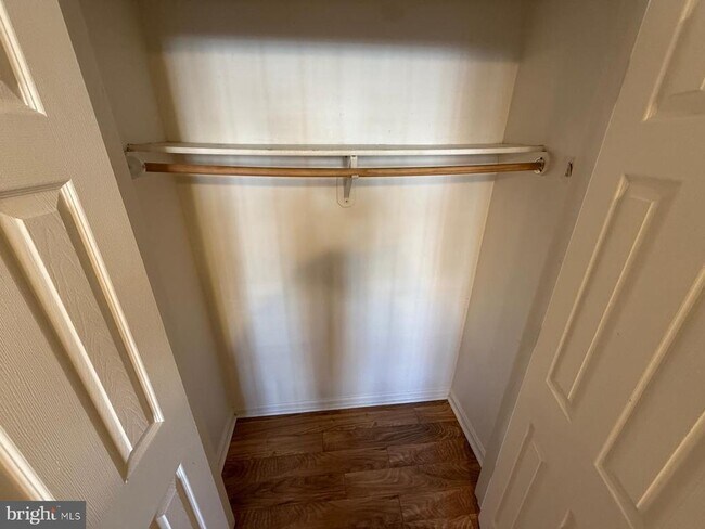 Building Photo - 345 Oakdale Pl NW