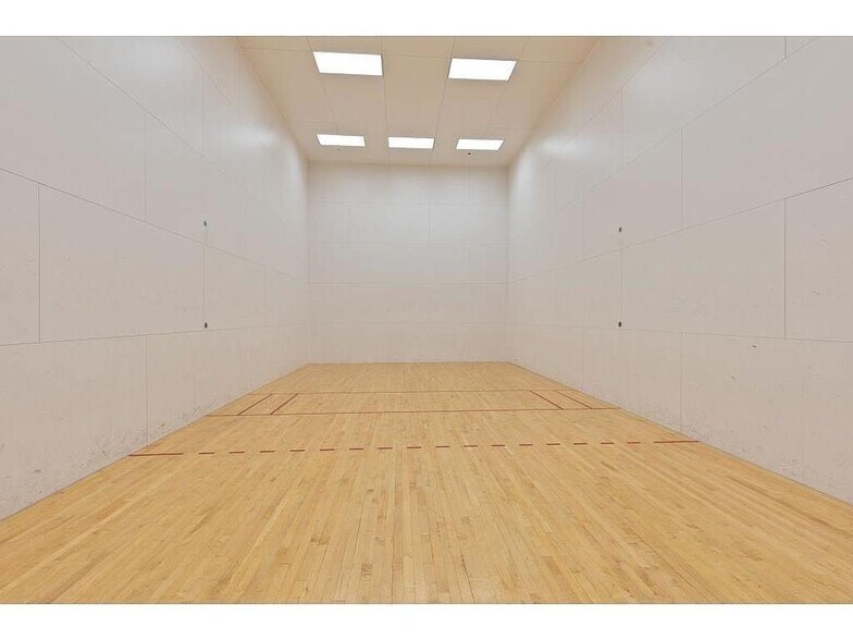 Building Photo - 13580 Technology Dr