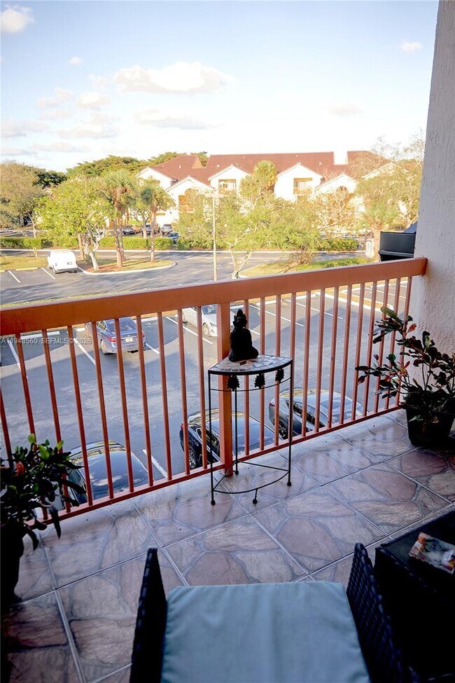 Building Photo - 7610 Westwood Dr