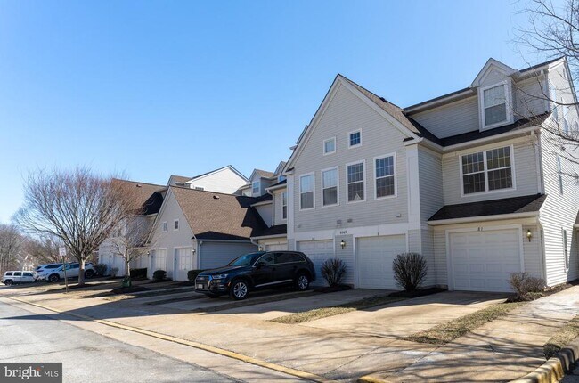 Building Photo - 6607 NETTIES Ln