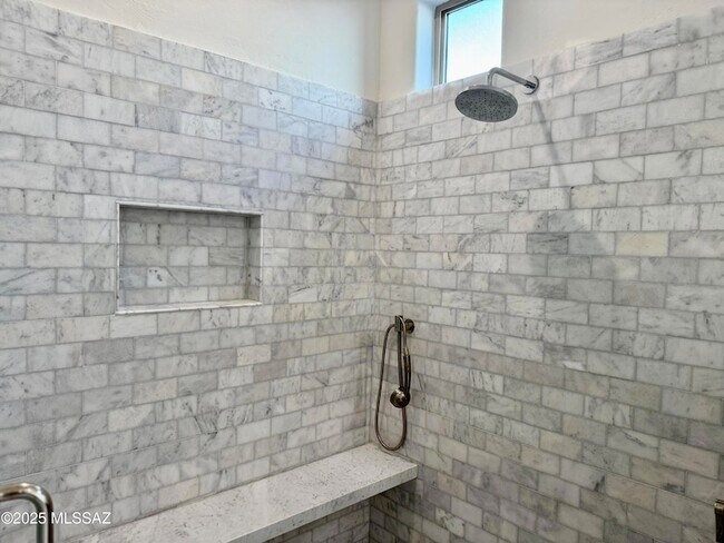 Building Photo - 5926 N Campo Abierto