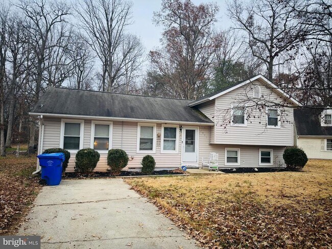 Building Photo - 3041 Blackland Ct