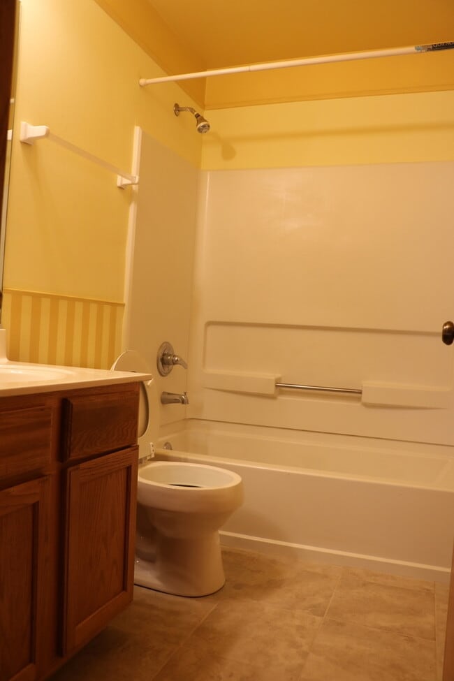 Building Photo - 379 Reston Cir