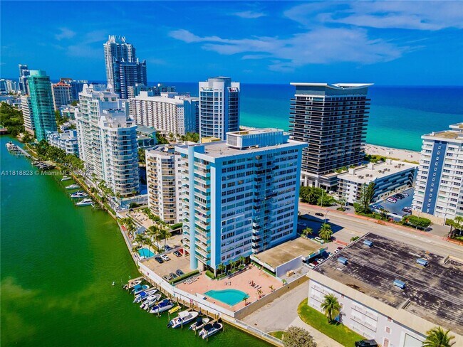 Building Photo - 5838 Collins Ave