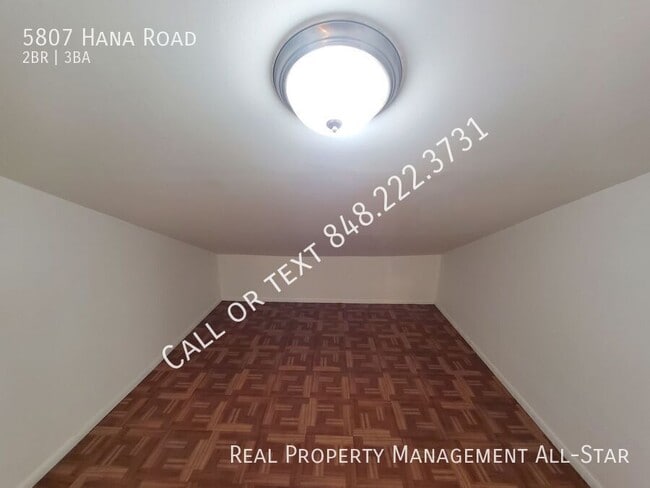 Building Photo - 5807 Hana Rd