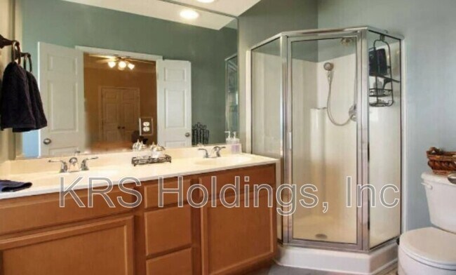 Building Photo - 8164 Rolling Glenn Dr