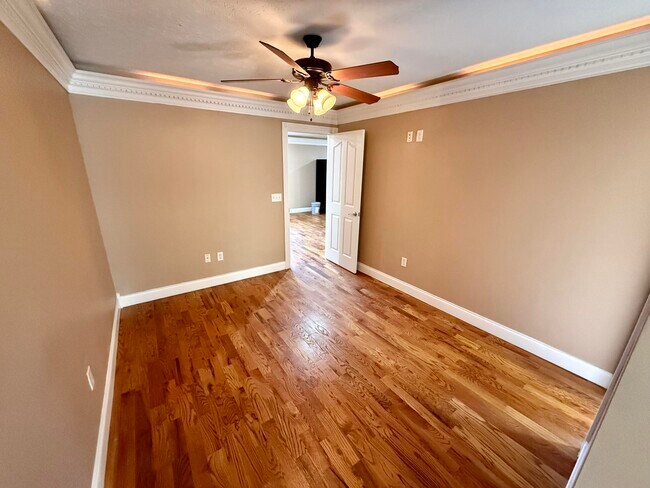 Building Photo - 51 Lee's Ford Dock Rd