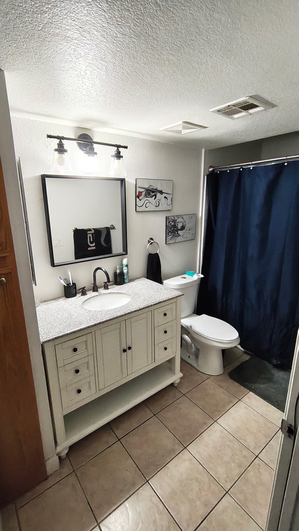 Building Photo - 5055 W Hacienda Ave