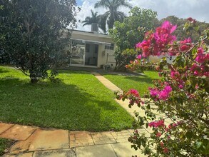 Building Photo - 1639 Fletcher St