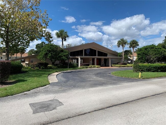 Building Photo - 2936 S Semoran Blvd