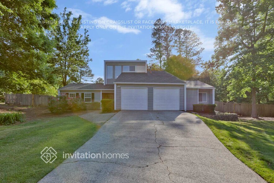 Building Photo - 4648 N Landing Dr