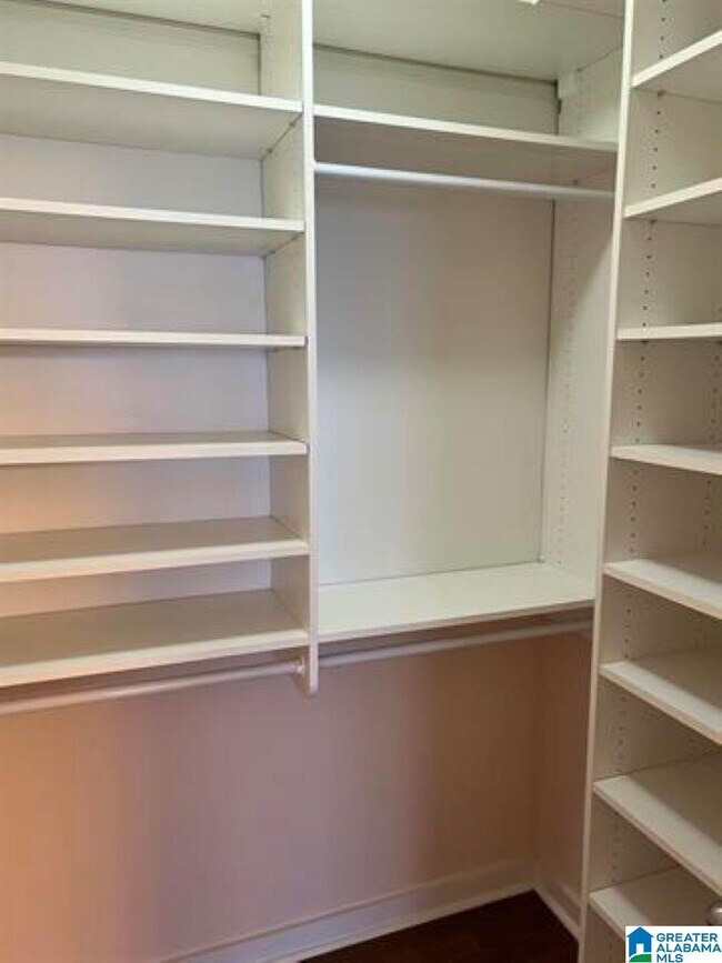 Building Photo - 2020 5th Ave S