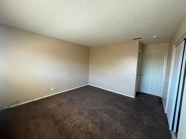 Building Photo - 1161 Barstow Rd