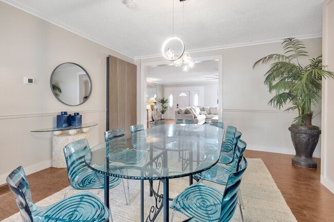 Building Photo - 1679 Tampa Rd