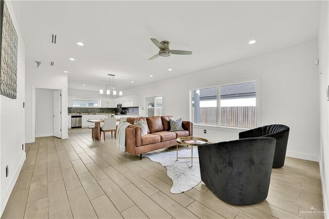 Building Photo - 23 Providence Ave