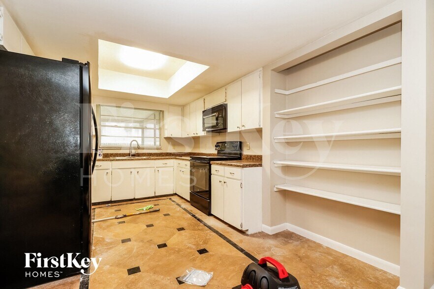 Building Photo - 3816 Fieldflower Ct